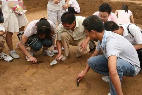 考古系的学生毕业后都在做什么？