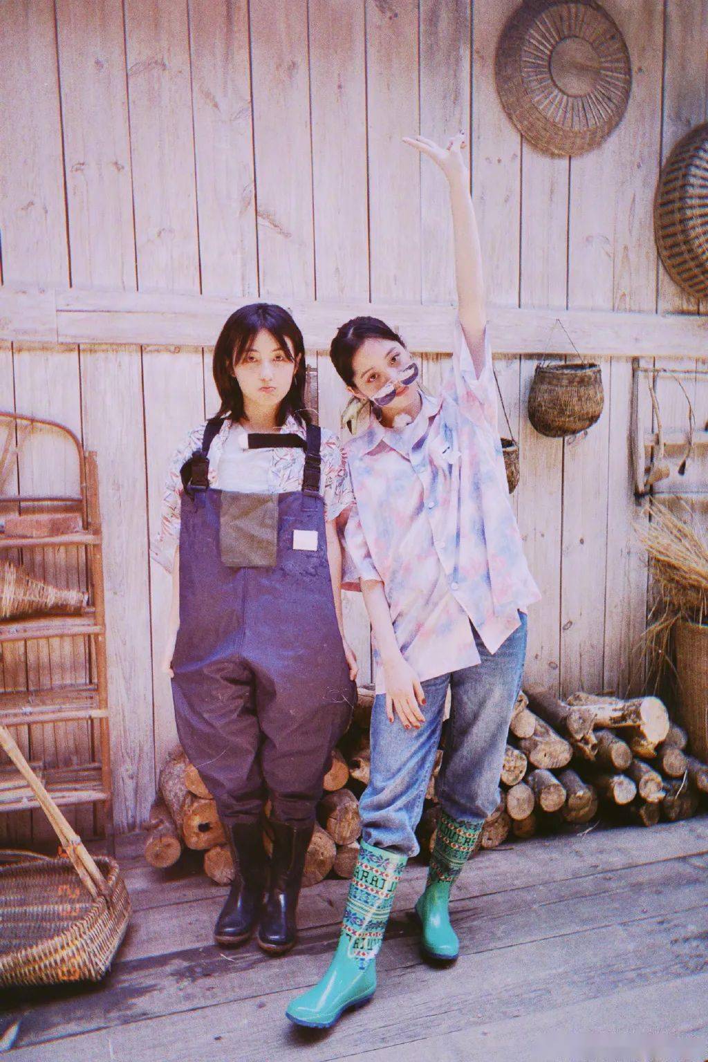 肌肤|欧阳娜娜和张子枫的少女护肤法，原来是我们向往的护肤植物学~