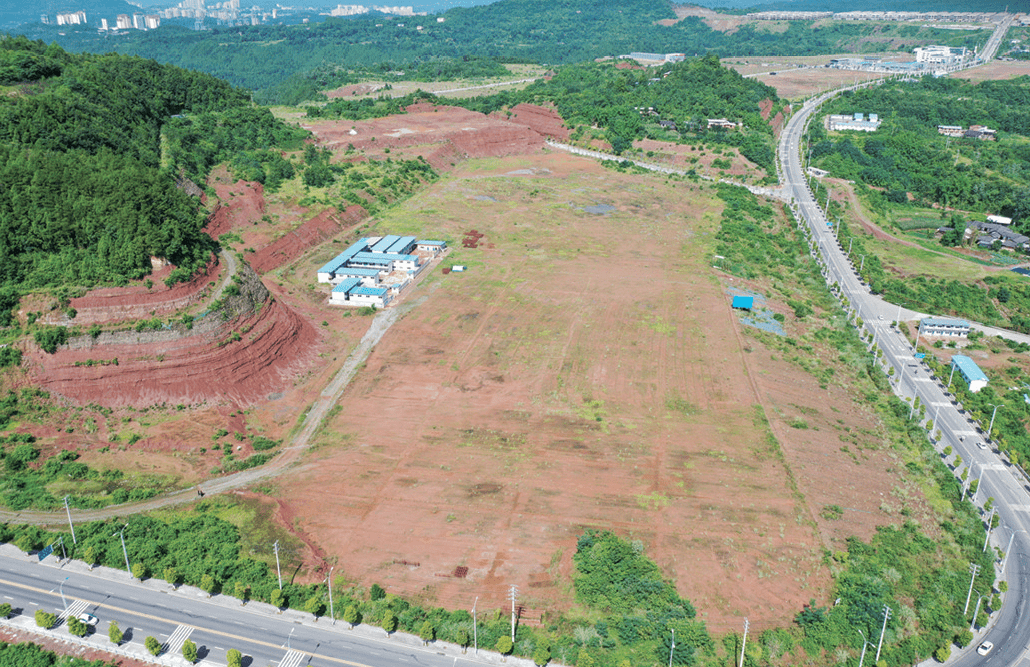 独山县情景再现？四川巴中数十亿产业项目烂尾，万亩土地撂荒