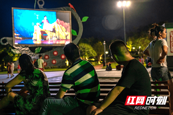 儿艺|开票10分钟一抢而空 湖南儿艺“勇气”可嘉