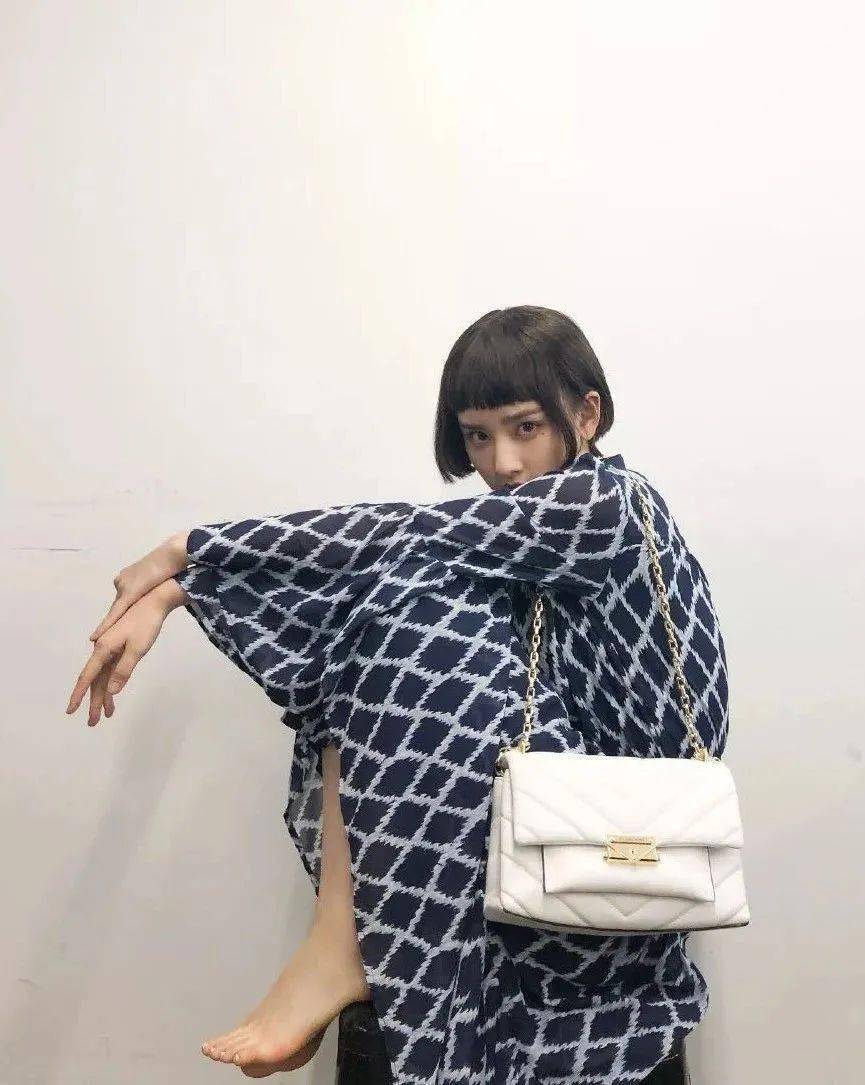 肌肤|宋祖儿“口水卸妆”太拼了，真的有用吗？