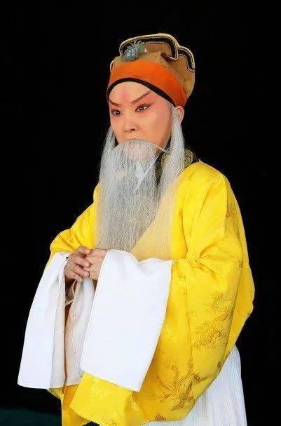 王珮瑜|跟王珮瑜一起观舞台上的三国风云