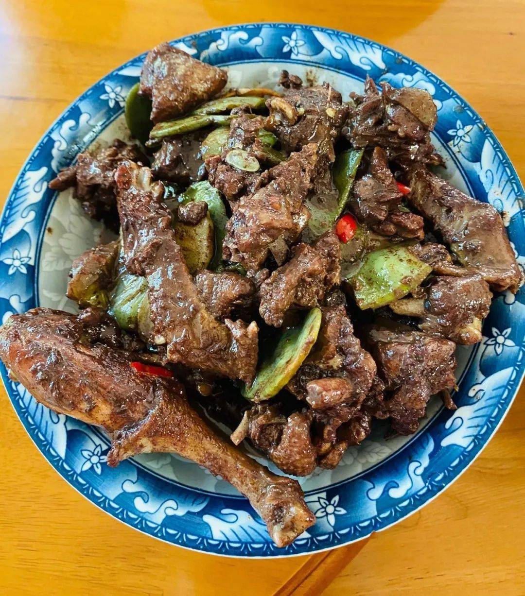 永州|看到成品让人口水直流欧爸的孩子们下厨学做永州血鸭