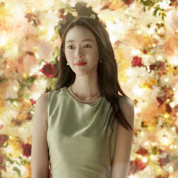 顾佳|顾佳、林有有仿妆pk，她竟然赢了？？？