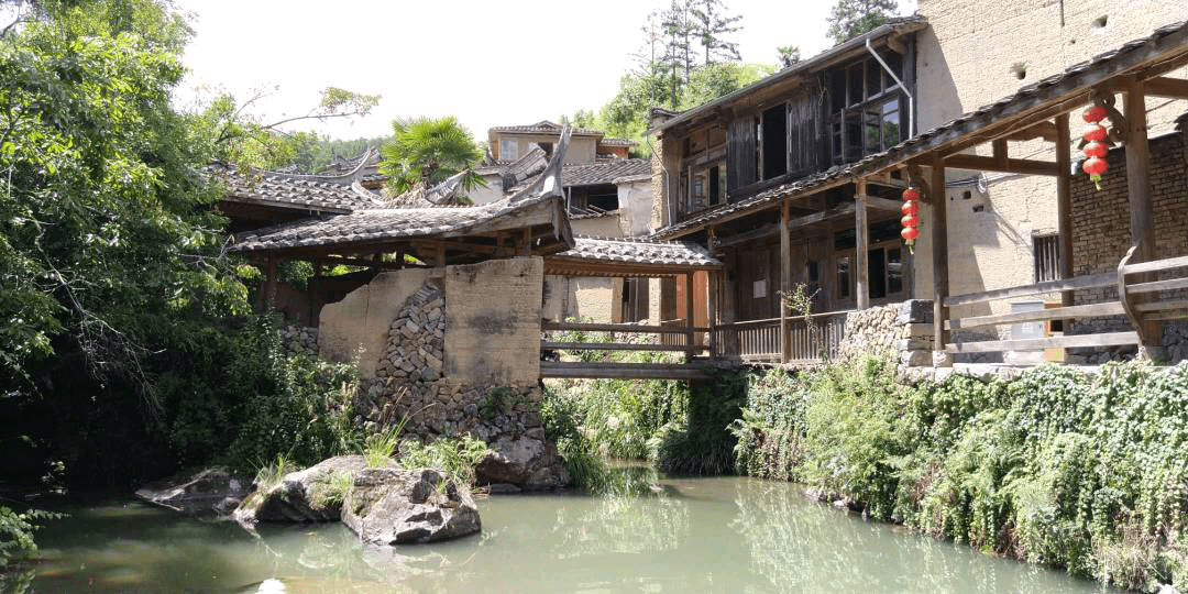 陈官|走进传统古村落 访福建屏南龙潭里，闽派红粬黄酒传统酿造技艺传承人陈官唱