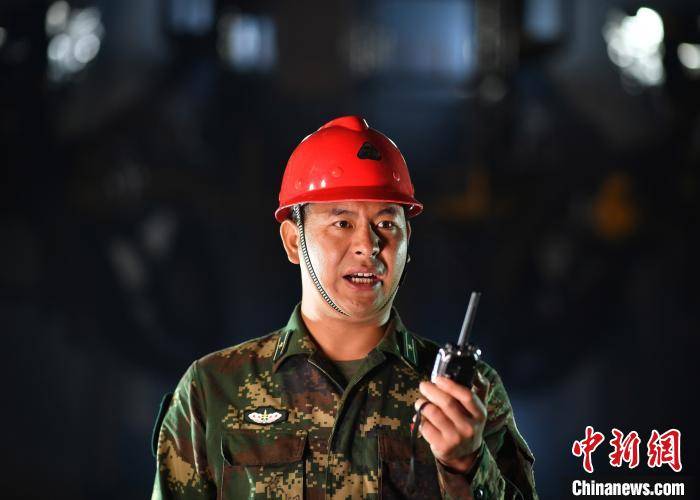 导弹"筑巢人"沙子呷:中国火箭军工程部队要向"智慧工兵"转型