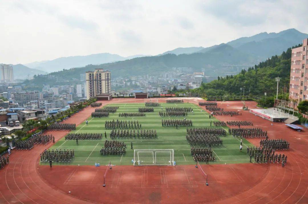 古蔺县蔺阳中学新生军训,好震撼!