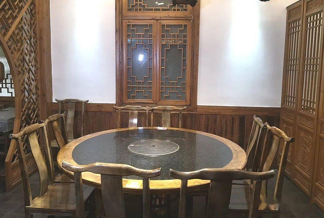 肉汁|我在漳州侨村里吃烧烤！东北烧烤超强阵容！特权价+送酒！晚餐夜宵安排！