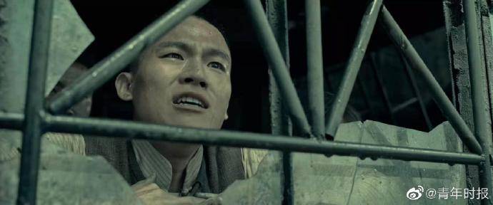 杜淳|《八佰》杭州超前点映！累计票房已达1380万元，上座率冲至第一！