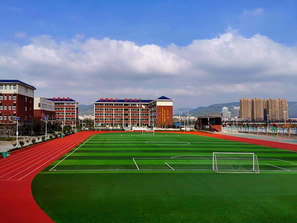 防控|教育部公布秋季开学疫情防控方案，低风险地区校园内学生无需佩戴口罩