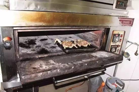 鸽子|创新作品~乳鸽这样做法99%厨师都没试过!销量全城第一!