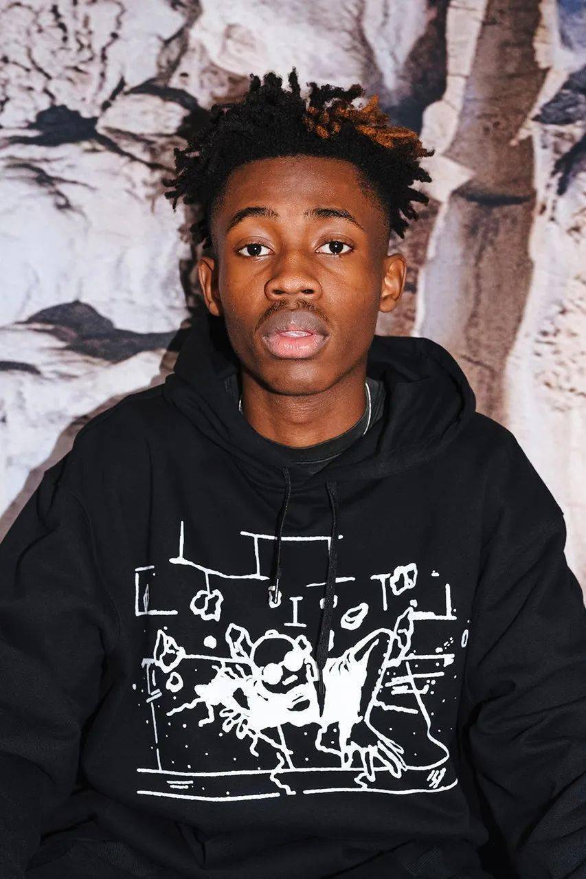 Into|ULSUM丨尽情展示地下亚文化