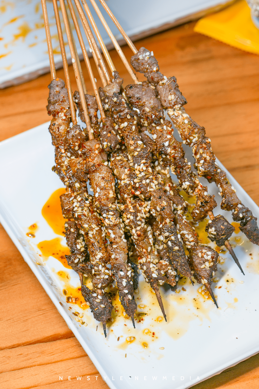 羔羊肉串|烧烤界“扛霸子”木屋烧烤又开新店！5.8折撸串喝酒