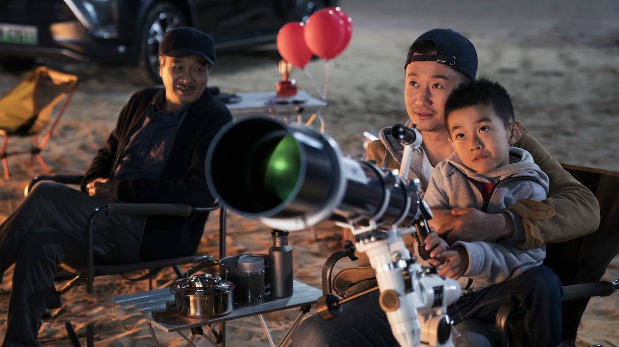 吴京|《流浪地球》登陆北影节展映 吴京领衔展现硬科幻的“软”胜利