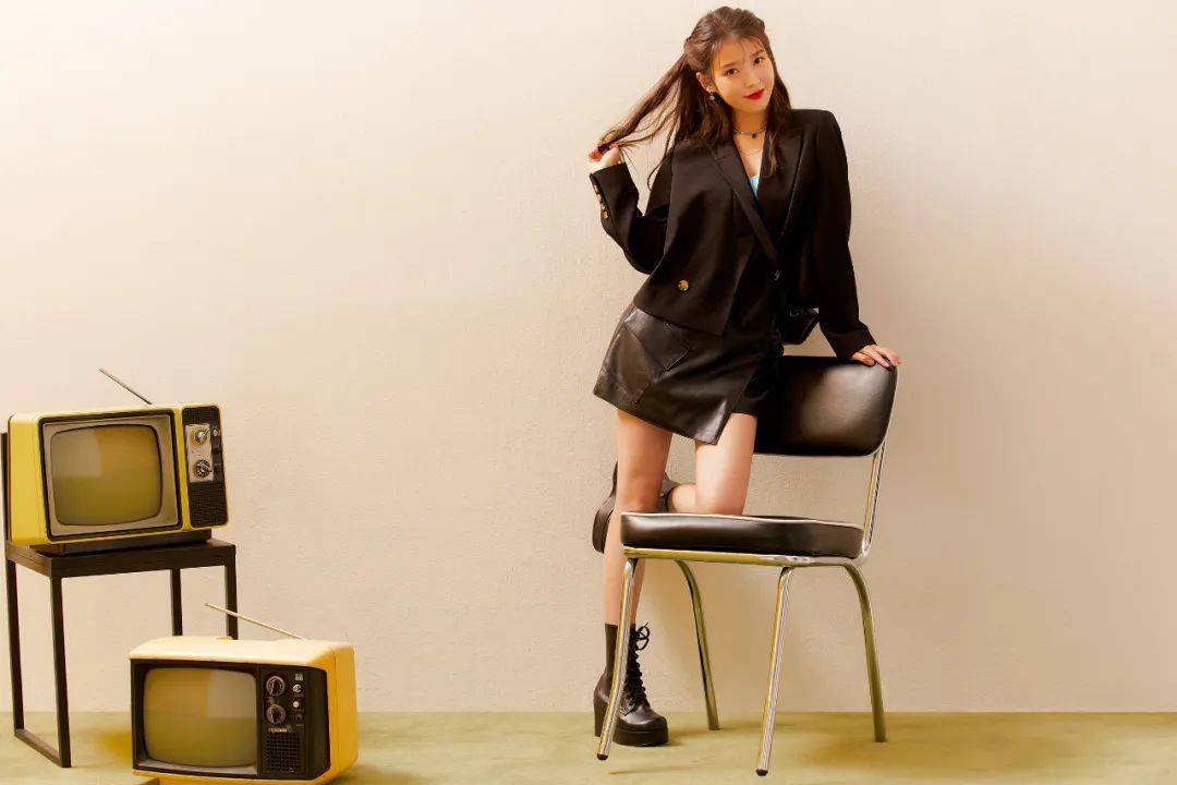 职场|你可乘风破浪，也可百变时尚，韩都把IU的衣橱搬来了