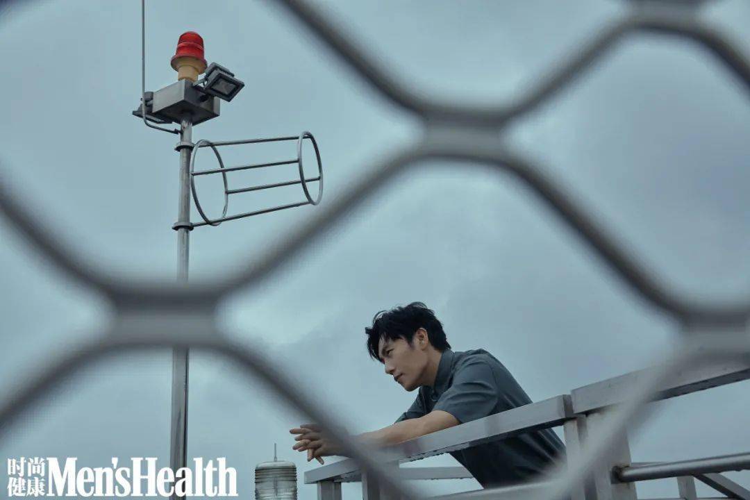 成语言什么凿凿_语言暴力图片(2)