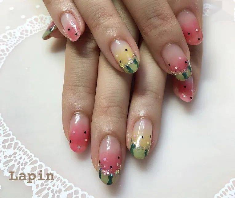 元素|每刻美丨50+例夏季美甲样板