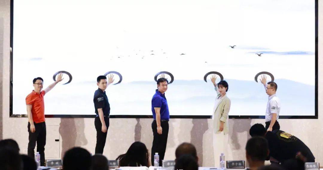 柳州|广西柳州与网红品牌深度合作：李子柒将在柳州建螺蛳粉工厂