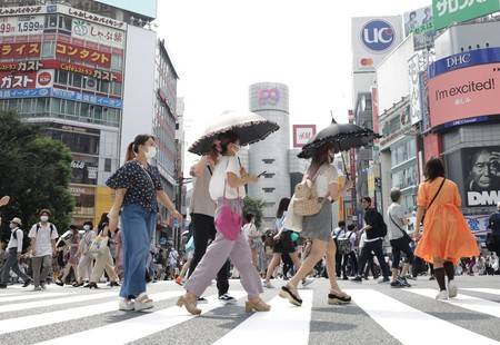 日本迎第2波疫情高峰:重症患者激增养老院变重灾区