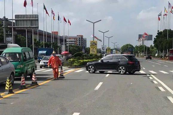 康乐县有多少人口_康乐县马个太爷照片(3)