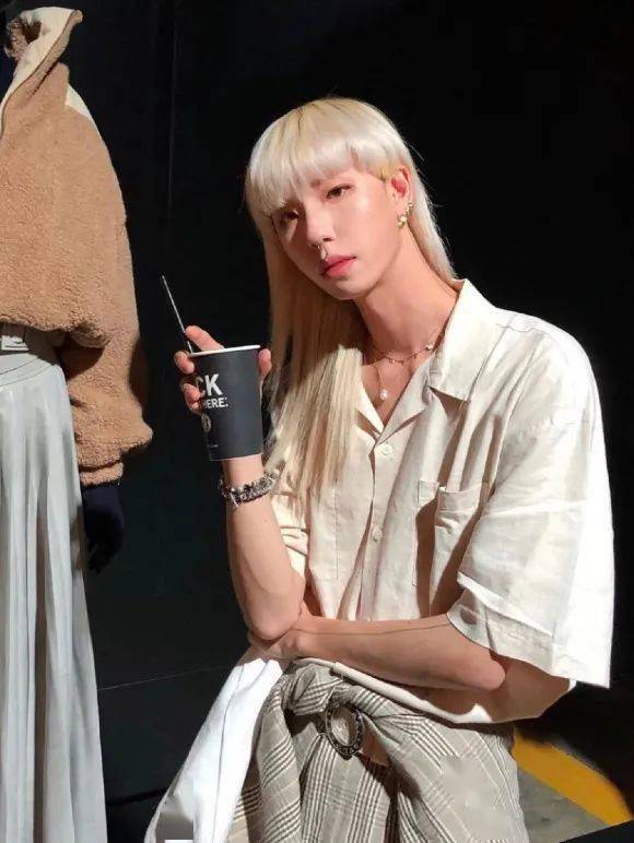 风格|对不起,你的穿搭已经比不上00后了!