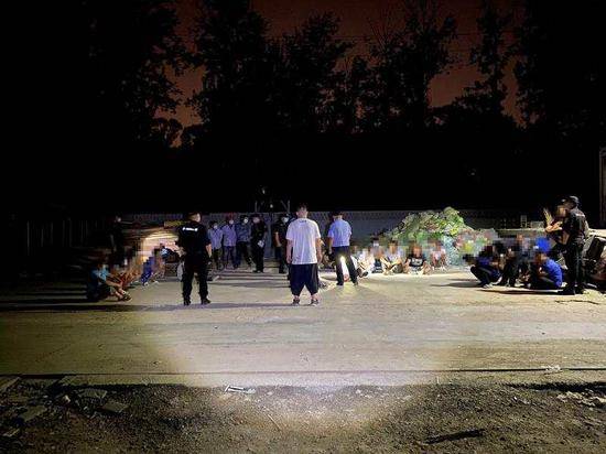 非法|打击非法倾倒垃圾，北京警方破案17起刑拘168人