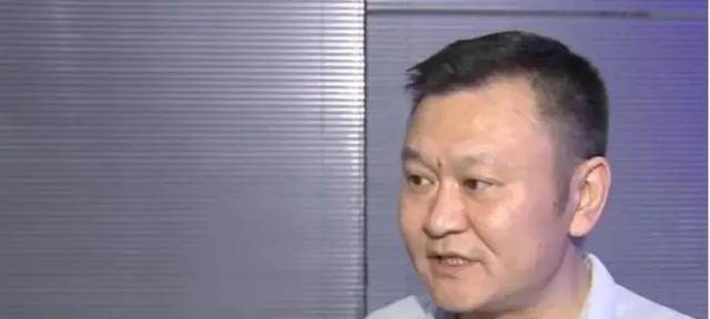 每粒|880元的微商减肥产品含禁药 每粒成本只有七八毛钱