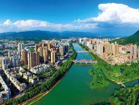 广元GDP2020_街拍四川广元美女(2)