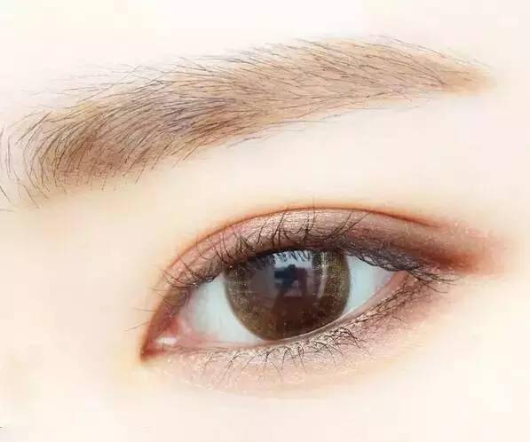 眼影|最受欢迎的眼线，竟然可以减龄10岁！