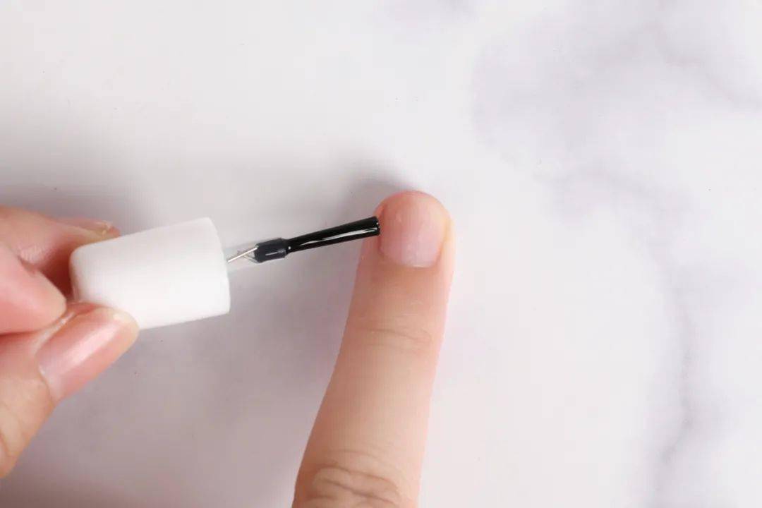 指甲油|30块钱买到的快乐！这些彩妆好物我怎么早没发现？
