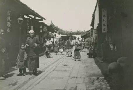 王笛|在历史学家眼中，没有任何问题是毫无意义的丨王笛X罗新