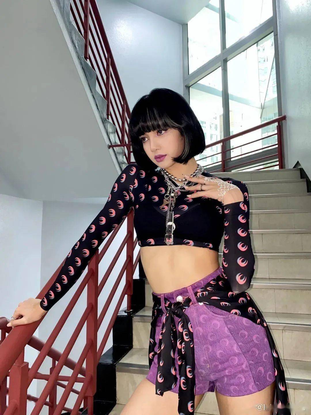 娃娃脸|Lisa、Jennie这些充满魅力的娃娃脸女生，到底是怎么化妆的？