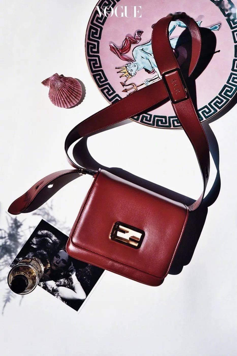 质感|如何选择值得投资的经典款包袋？这组包袋大片就是答案 ~ ?