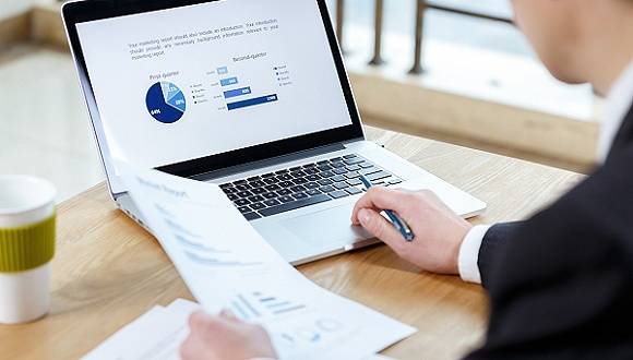 保险|中国太保发布“三地上市”后首份半年报，净利润142亿元同比降12.0%