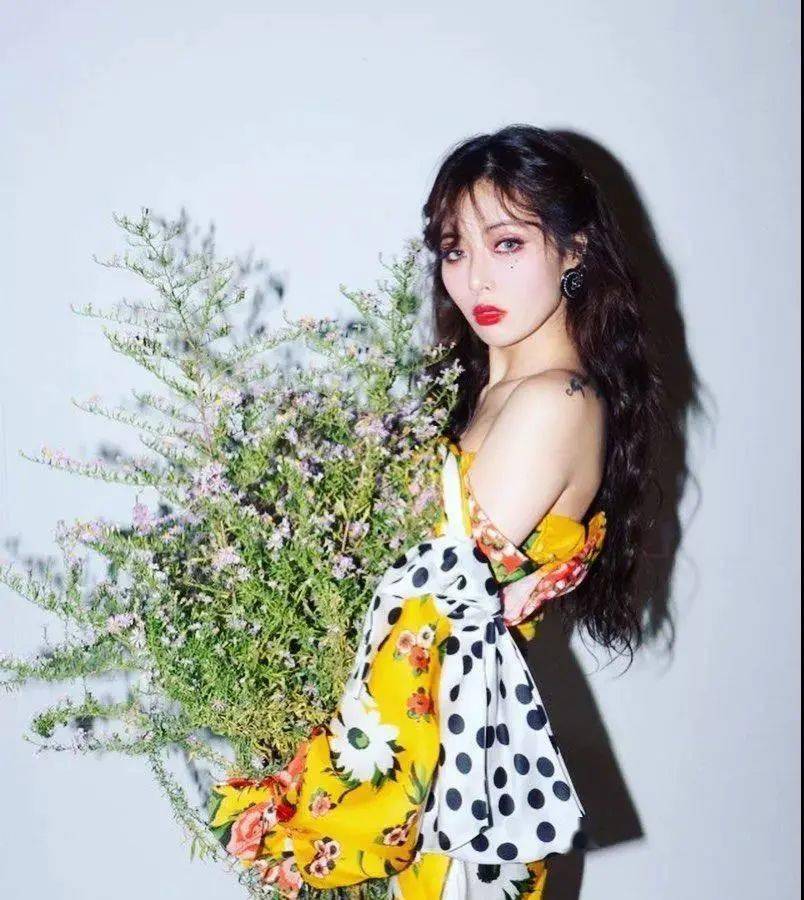 肤色|“显白”是个伪命题，适合自己显气色比盲目追求“白”更重要