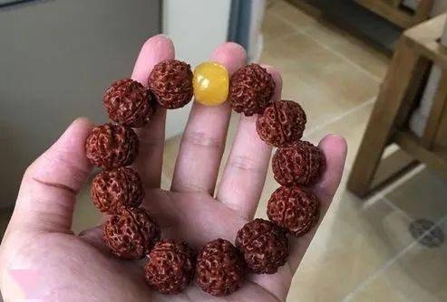 珠子|手串的搭配变迁，是我逝去的青春......