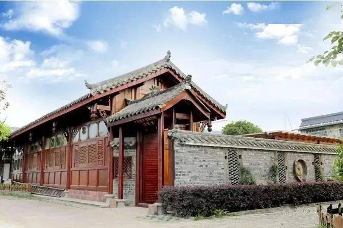 旌阳户籍人口_许旌阳天师(2)