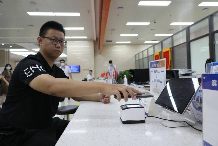 民众|拥抱“大数据” 民众工作生活更加便利