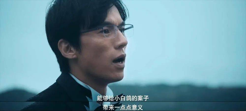 《非常目击》影评：8.9跌到6.2，被寄予厚望的「国产爆款」拍砸了
