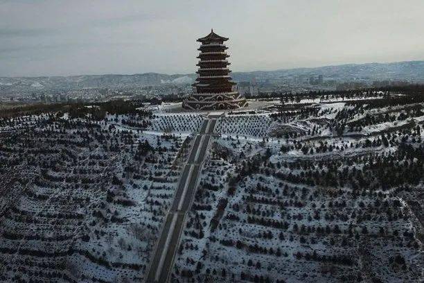 固原市人口多少_宁夏固原市彭阳县照片