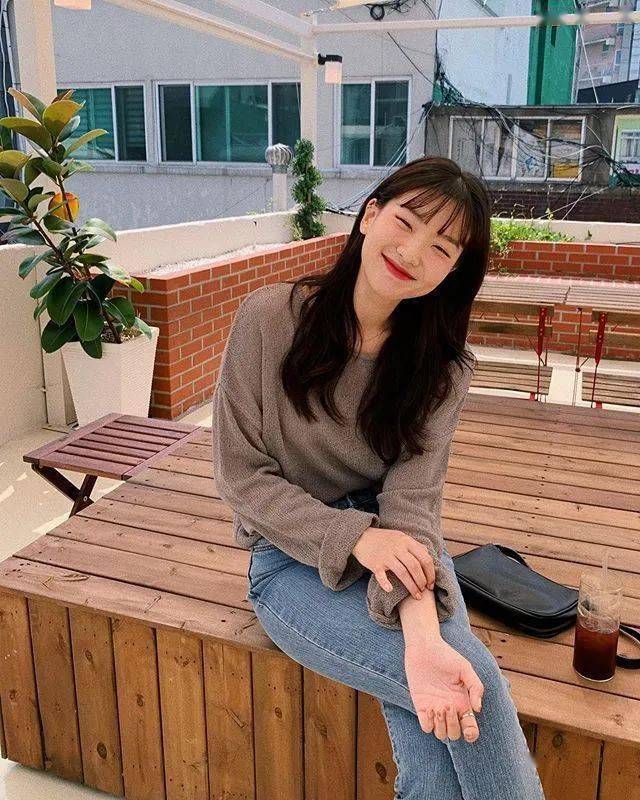 眼线|姜涩琪的眼妆迷倒了我，学习单眼皮怎么画都好看的秘诀