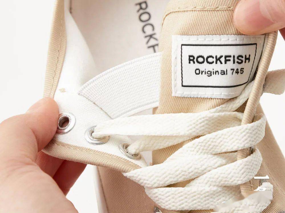 小白|超级团 | 英国帆布小白鞋，不怕水，不怕脏，不用系鞋带