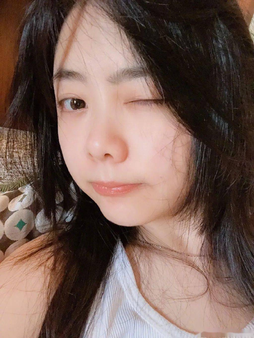 少女|30岁还在演高中生，人间“扫弟机”的少女感还剩几年？