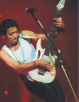 张柏芝|40岁的谢霆锋，变了