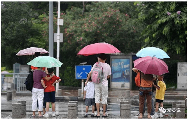 跨境|有20万孩子凌晨5点去香港上学在深圳