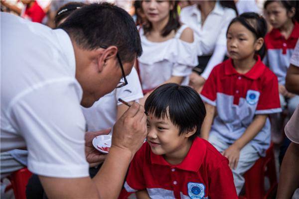 铜仁|元气满满！铜仁万山各中小学迎来开学季新气象！