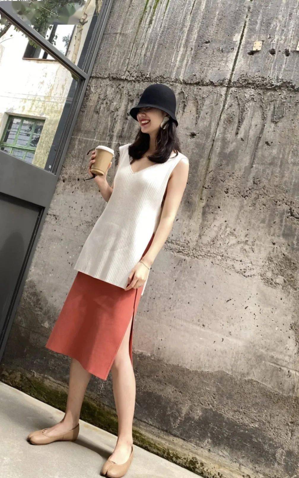 杜华|为什么霍汶希一出现，杜华女士就成了“华华子”？