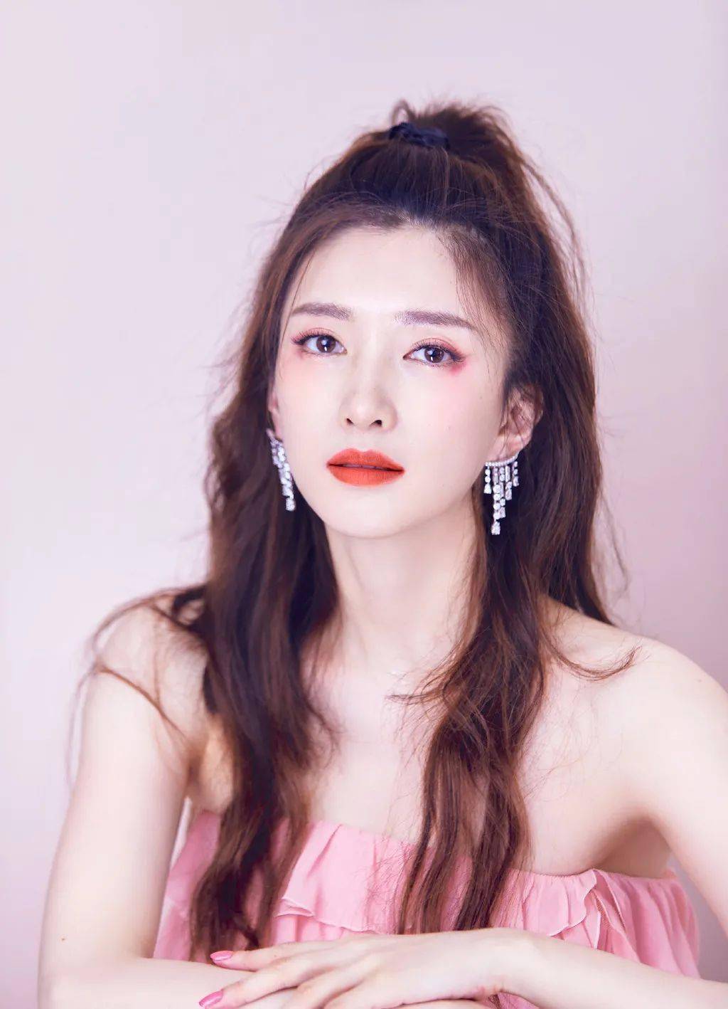 强肤光|美人计 | 女生见人才化妆（ps . 同事除外）