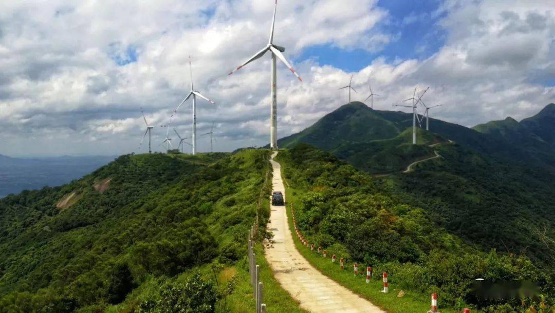 公告浮山岭封路严禁游客开车上山