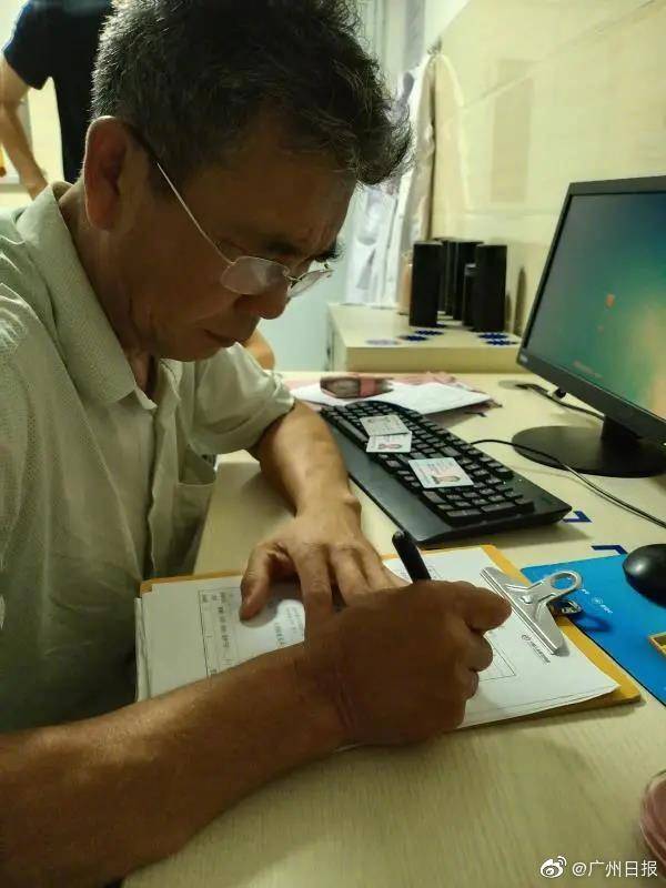 邓泽中|湖南24岁大学生开学日去世，最后一个生日愿望让人泪目…